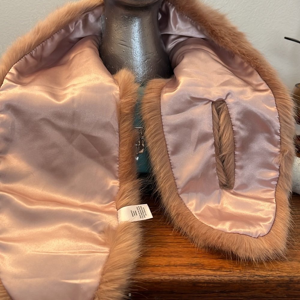 NWT Halogen faux fur stole - Picture 2 of 5